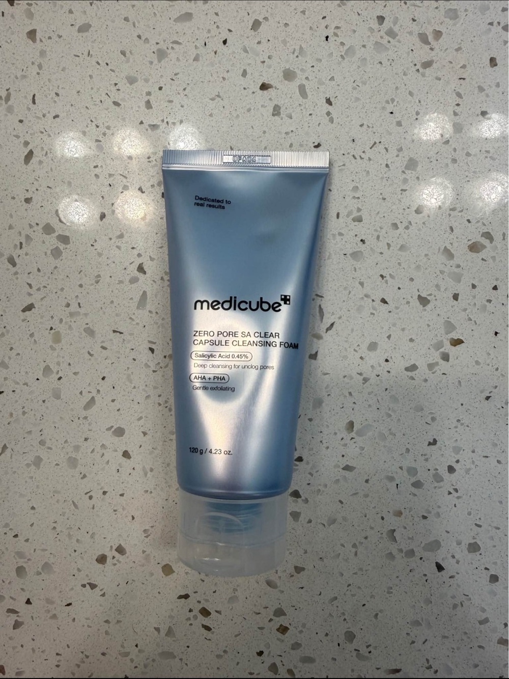 Medicube Zero Pore SA Clear Capsule Cleansing Foam - Blue